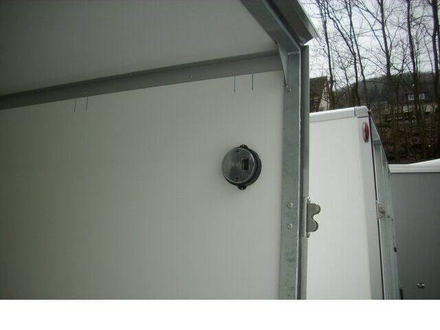 AZ 2035/151 S35 3,51x1,51x1,85m mit Auffahrrampe