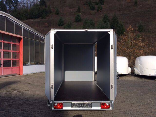 FW 2000 - 305x152x180cm - Koffer mit Seitentür!