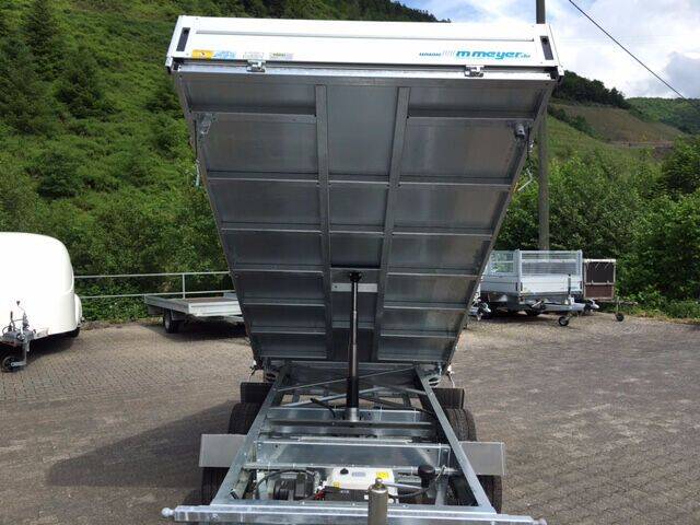 HKC 3536/186 elektrisch kippbar mit Nothandpumpe