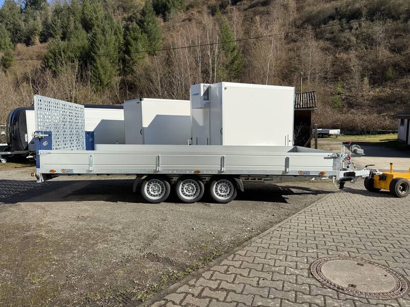 TP 507 210 3500 3 Tridem mit Heckrampe kippbar und Aluwänden