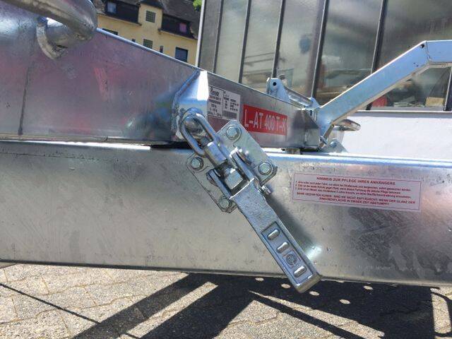 kippbarer Anhänger von Pongratz aus Aluminium