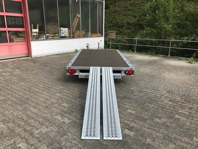 Autotransporter Universal 3000 mit Seilwinde