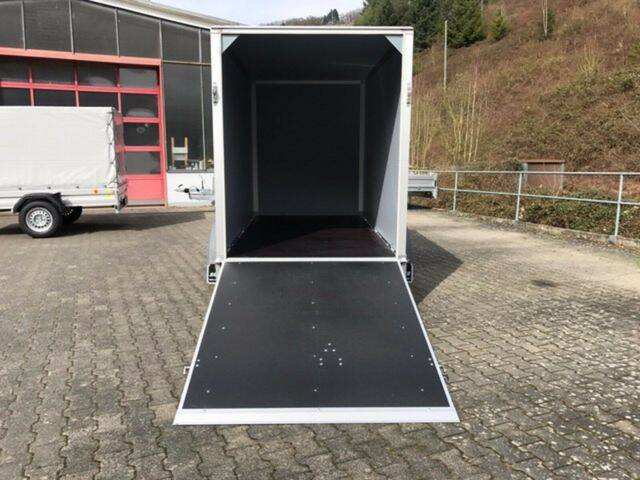 FW 2000 Koffer - 305x152x180cm - mit Rampe!