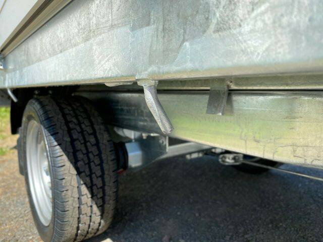 K1 256 150 1500 Heckkipper mit Handpumpe