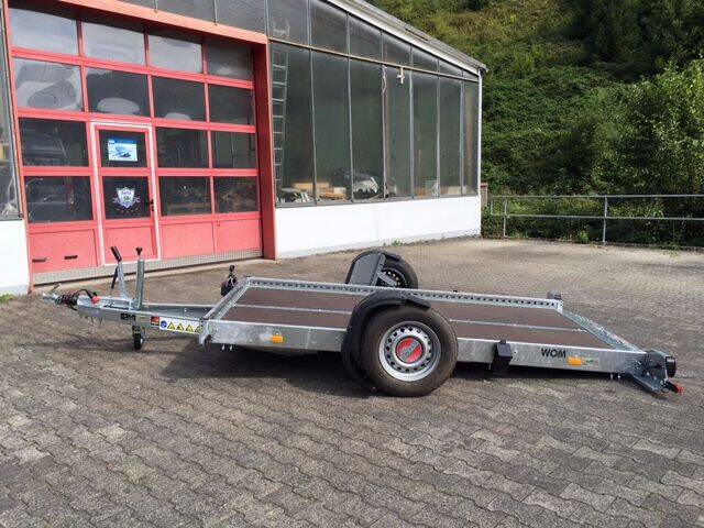 Tieflader mit hydraulisch bedienbarer Drehachse bei TÖFFI in Zell kaufen