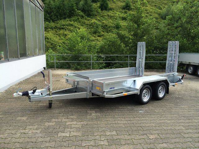 Magnum Explorer 300 - tiefer Baggeranhänger