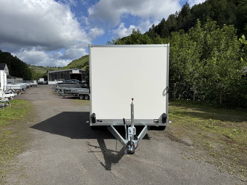 P-BOX STPK 27-30-18.2 P18.1 mit Heckrampe - sehr robust