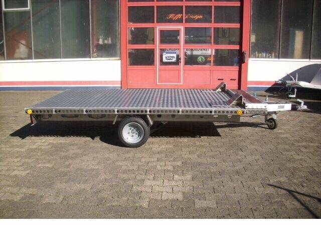 Smartanhänger aus Aluminium zum Autotransport