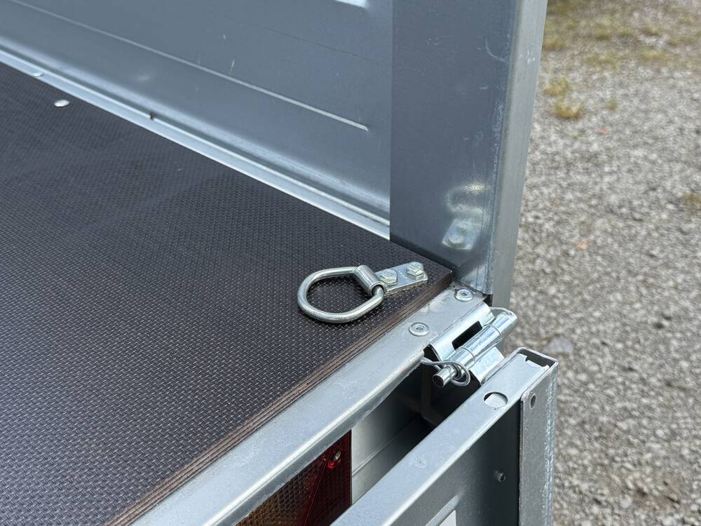 Easy 230 126 750 kippbar mit Aufsatzwänden