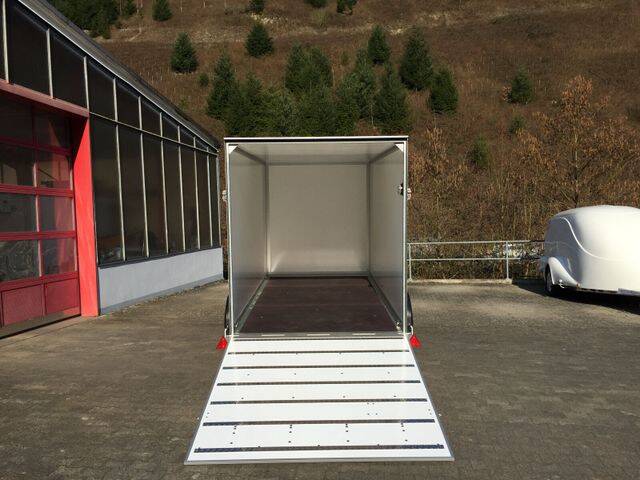 AZ 2740/185 S35 - 4 mtr. Koffer mit Heckrampe