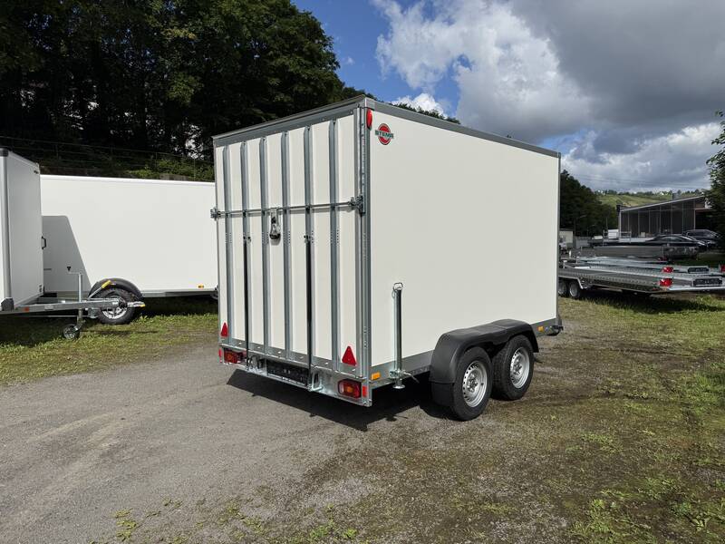 P-BOX STPK 27-30-18.2 P18.1 mit Heckrampe - sehr robust
