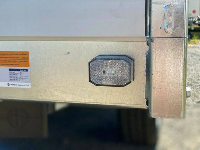K1 256 150 1500 Heckkipper mit Handpumpe