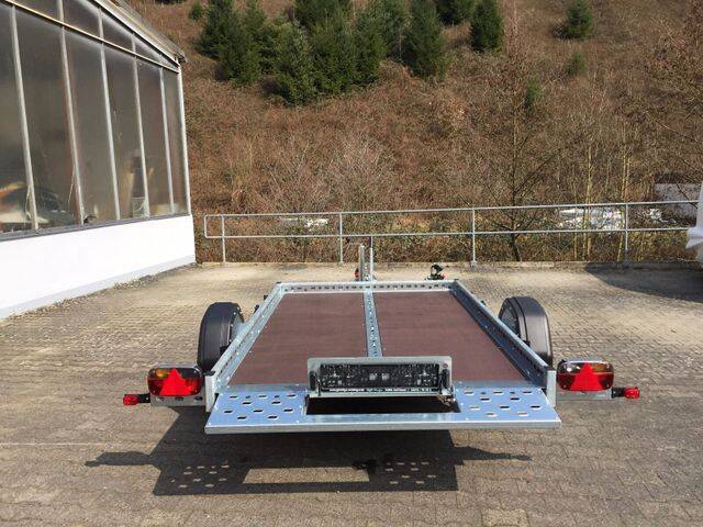 Stema Tieflader mit Nummernschildklappe