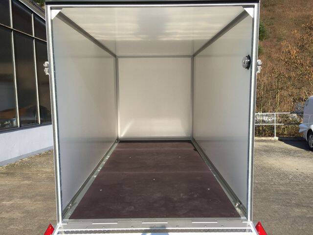 AZ 2740/185 S35 - 4 mtr. Koffer mit Heckrampe