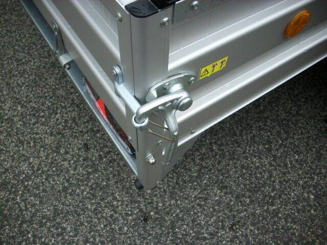 TL-AL 2513/135 mit H-Gestell und Seitenreeling